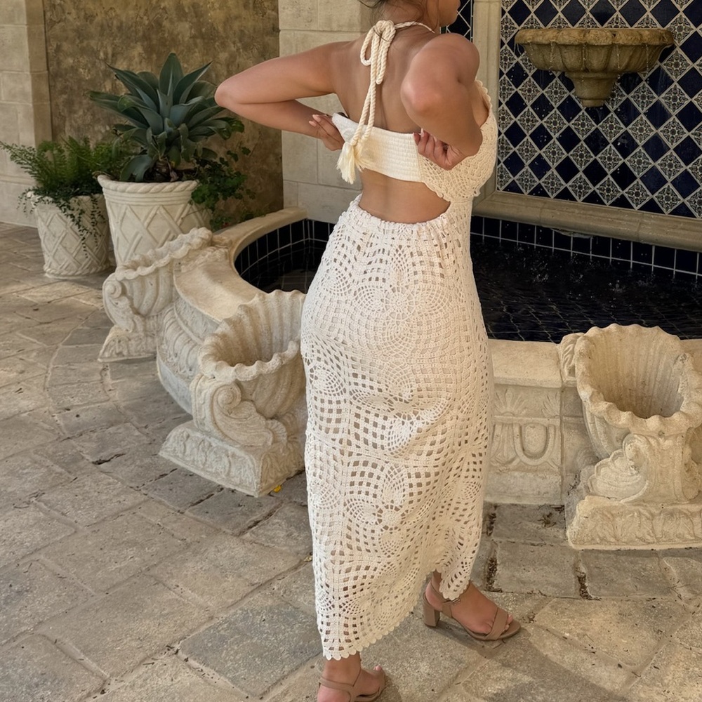House of Harlow 1960 Cream Crochet Dress